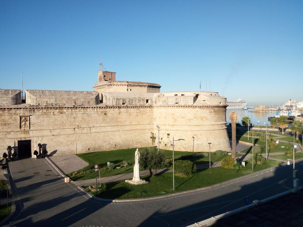Residence Stendhal Guest House Civitavecchia Ngoại thất bức ảnh